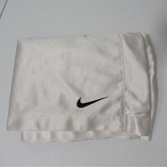 Nike Men’s White Basketball Shorts Size Large - Picture 16 of 16